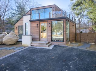 12 Maidstone Park Rd, East Hampton, NY 11937