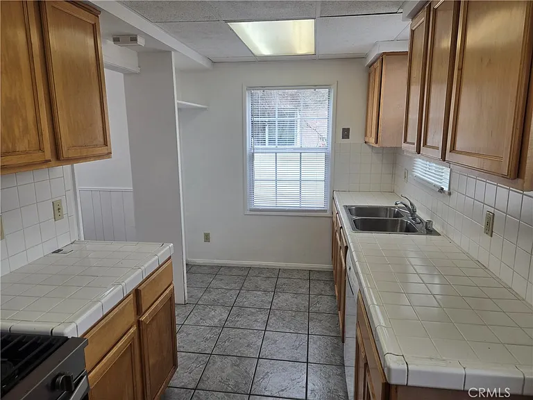8192 Franklin St — Photo 23