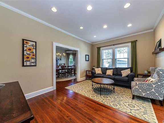 3rd image of 51 Ormond St