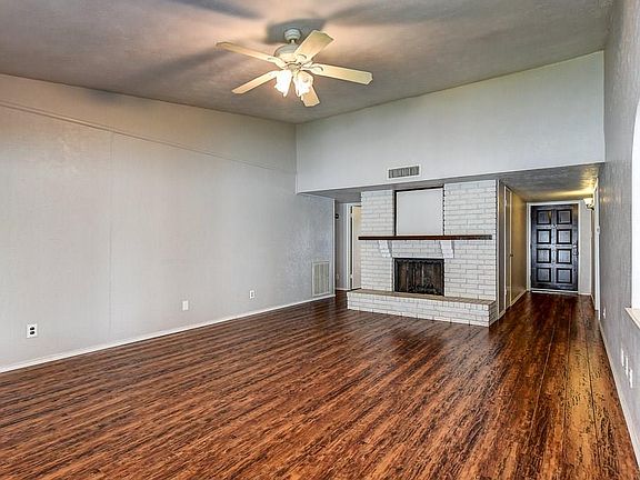 2nd image of 6509 Crockett Ct
