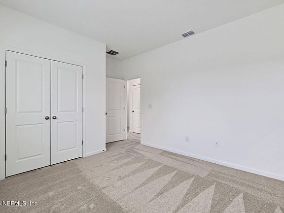 4th image of 744 FARMFIELD Drive