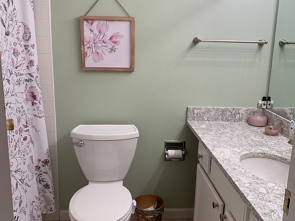 1st image of 6010 Oakwood Dr APT 6C