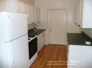 2207 Montrose, Chicago, IL 60687