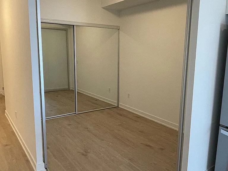 1035 Southdown Rd #801 — Photo 30