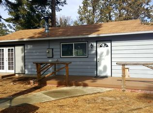 564 Riverside Ave, Big Bear City, CA 92386