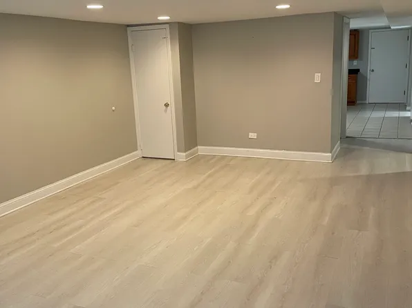 5010 N Delphia Ave #B, Chicago, IL 60656