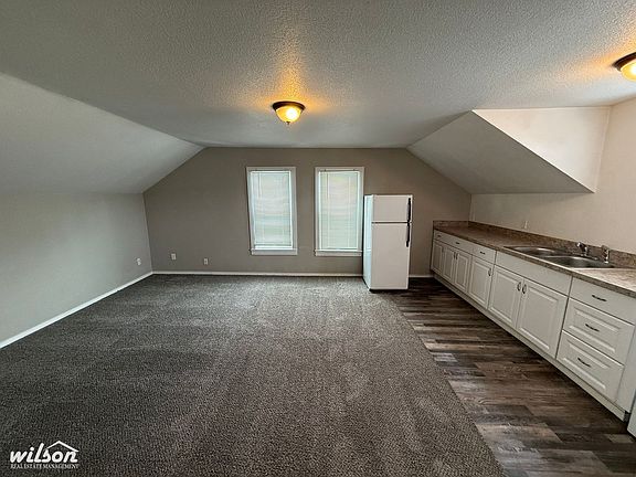3rd image of 205 N Naches Ave APT 3
