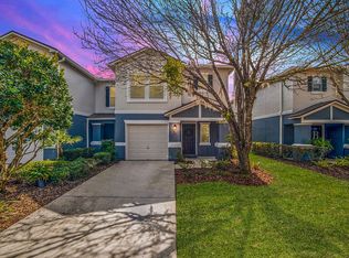 1041 N Black Cherry Dr, Saint Johns, FL 32259