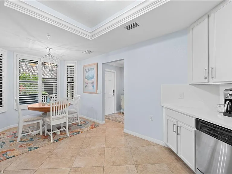 9844 Venezia Cir #711 — Photo 12