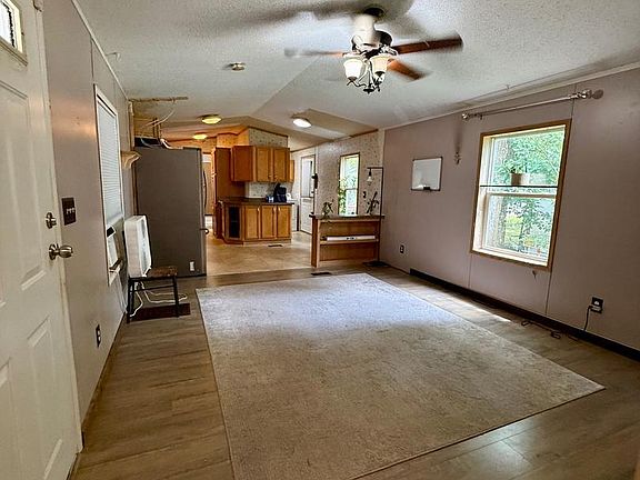4th image of 248 Harding Hwy #E8