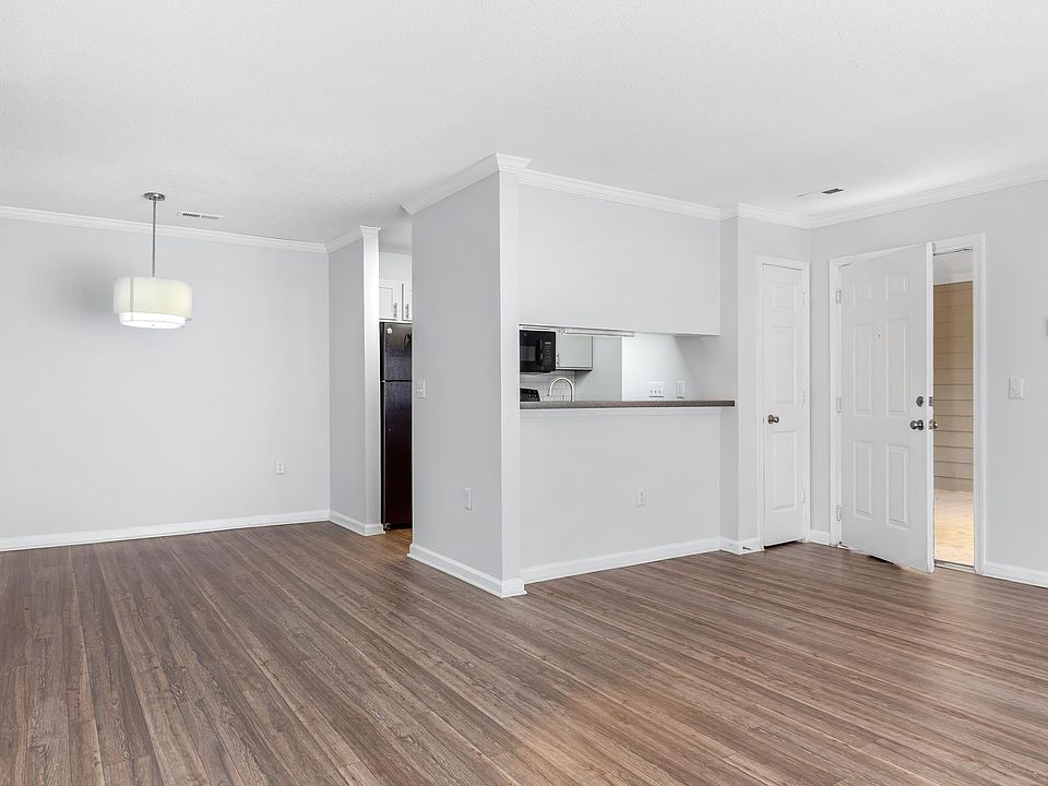 Modern Lighting Package - Kitchen & Dining Area - Ruby Interior