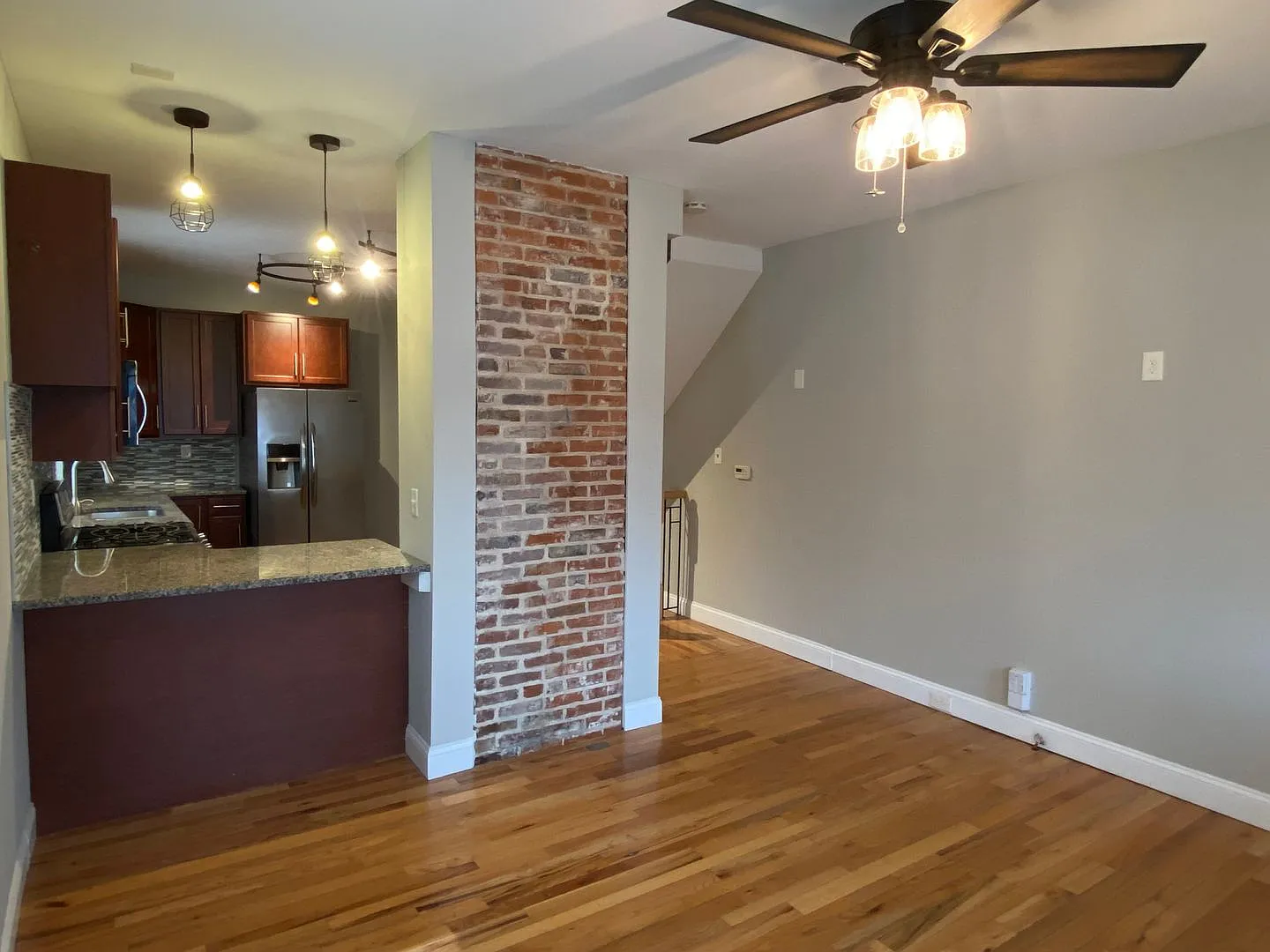 Completely Renovated Beautiful Home in the Hill — Photo 4