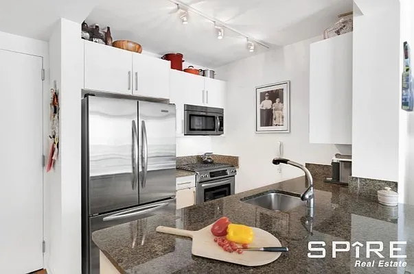 Rented by Spire Group | media 32