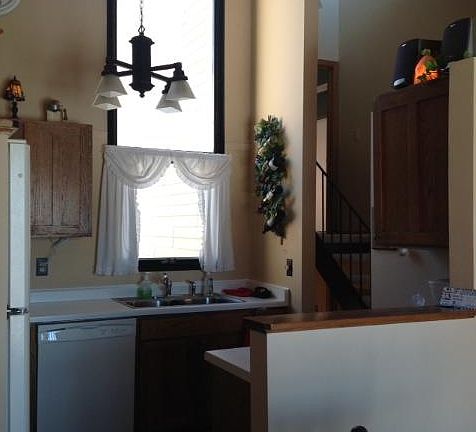 4th image of 13757 Heywood Ct