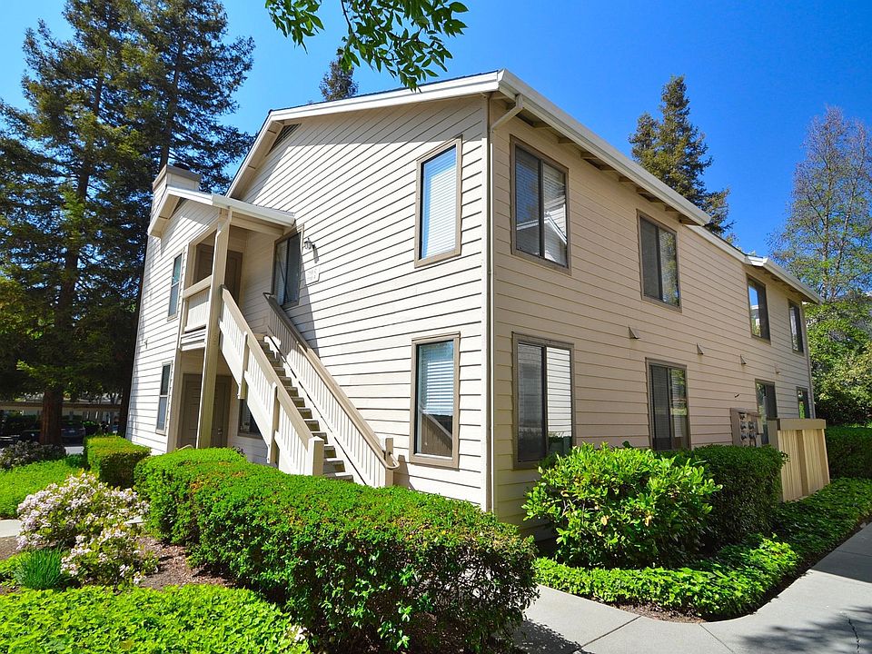 1st image of 7118 Cross Creek Cir APT C