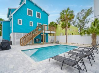 113 4th Ave, Saint Pete Beach, FL 33706
