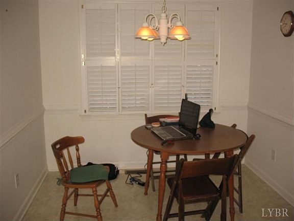 4th image of 739 Lake Vista Dr