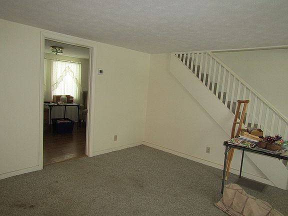 3rd image of 1103 Leland St