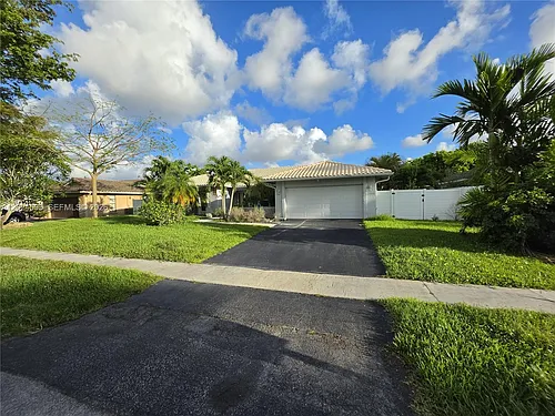 9090 NW 11th Ct Photo 1