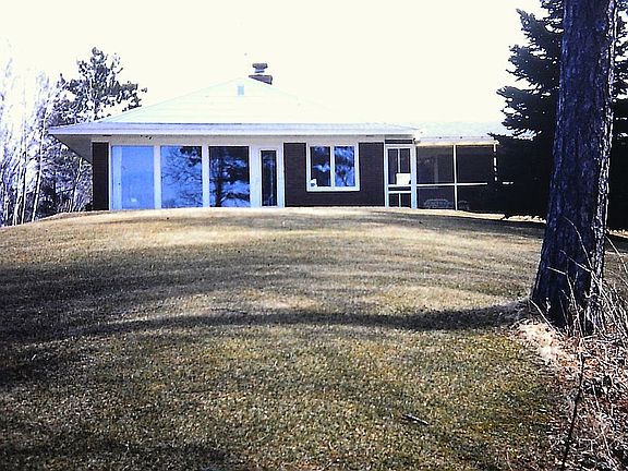 3rd image of 129 Billings Dr