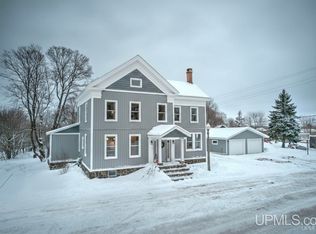 20068 5th St, Hancock, MI 49930