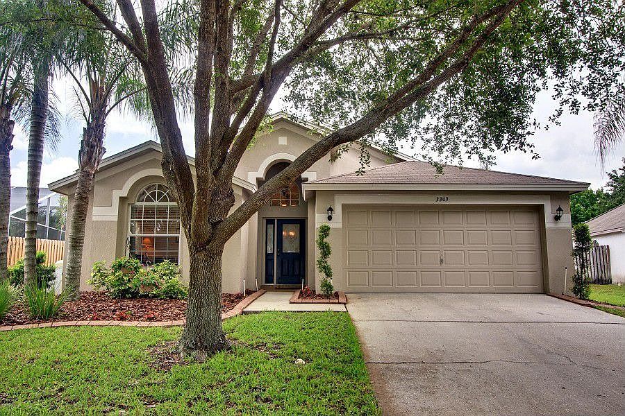1st image of 3303 Pin Oak Ln