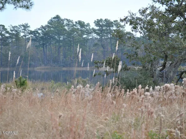 116 Westbay Circle, Harkers Island, NC 28531