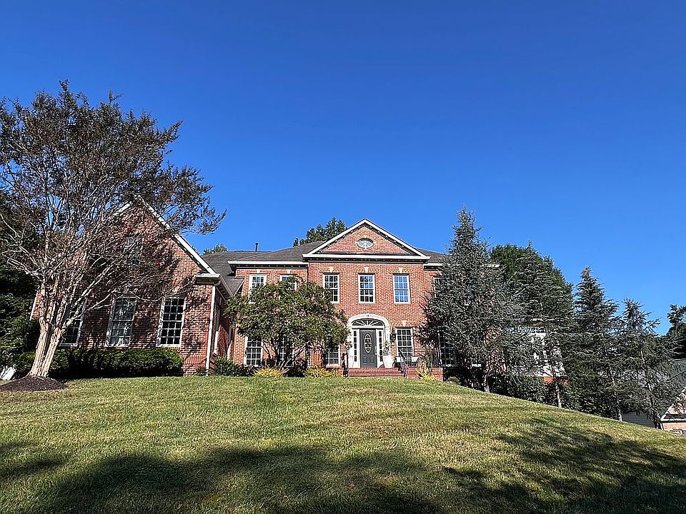 1st image of 3410 Blandford Way