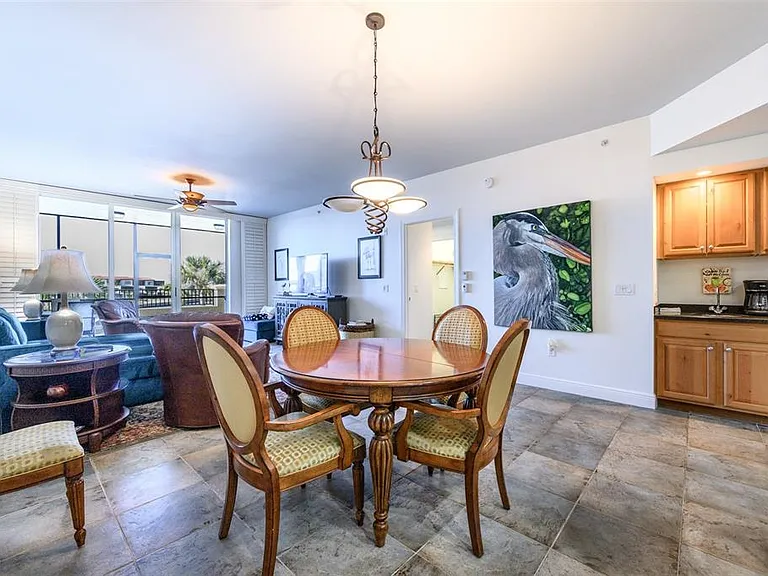 3313 Sunset Key Cir #104 — Photo 20