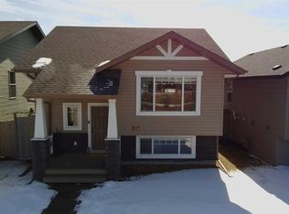 356 N Kingston Dr, Red Deer, AB T4P 0H2