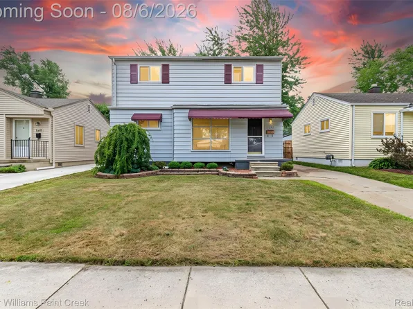 134 E Barrett Ave, Madison Heights, MI 48071
