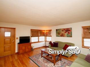 4137 E 10th St, Des Moines, IA 50313
