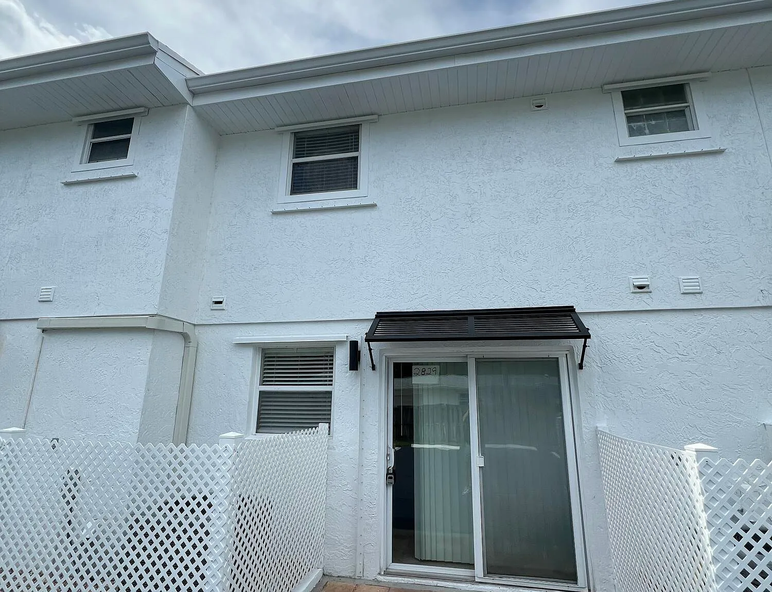 1 bed, 1.5 bath, 1000 sqft, $1,250 — Photo 4