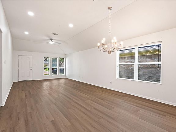 5th image of 5010 Juniper Spring Trl