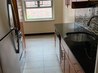 22023 67th Ave #1, Oakland Gardens, NY 11364