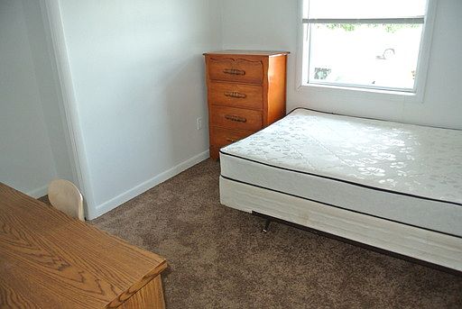 5th image of 211 Tompkins St APT 10