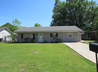 1102 Poplar St, Amory, MS 38821