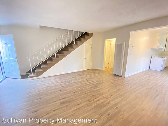 5th image of 758 Newport Ave #4
