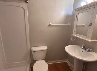 131 7th St NW, Barberton, OH 44203