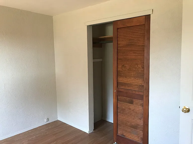 5648 Avalon St — Photo 12