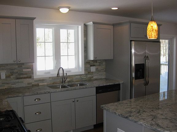 5th image of 135 Crandall Road