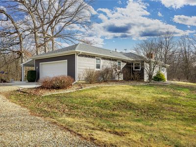 886 County Road 500 E, Toledo, IL, 62468