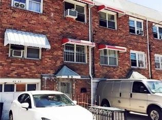 4345 Smart St, Flushing, NY 11355