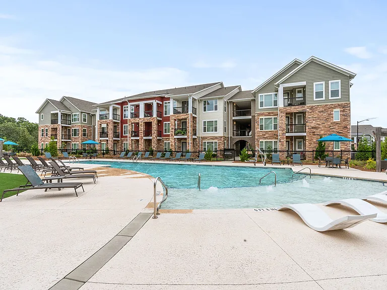Addison Ridge Apartments — Photo 29