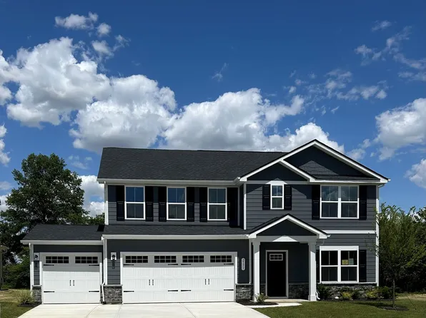 2151 Holiday Creek Dr, Whitestown, IN 46075