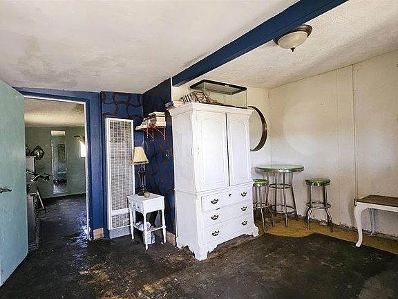 5th image of 219 E Ryus Avenue