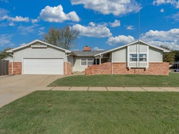 536 W 27th St S, Wichita, KS 67217