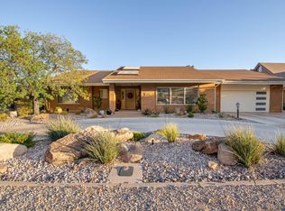 1327 W Bloomington Dr N, Saint George, UT 84790