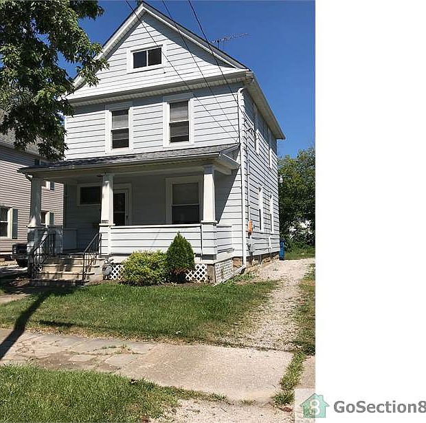 1st image of 1118 W 9th St