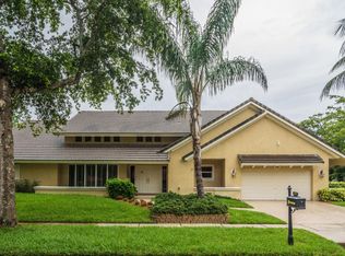 3035 Canterbury Dr, Boca Raton, FL 33434